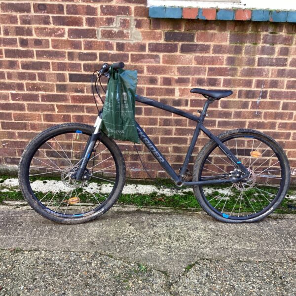 Rockrider ST250 mountain bike for repair project.