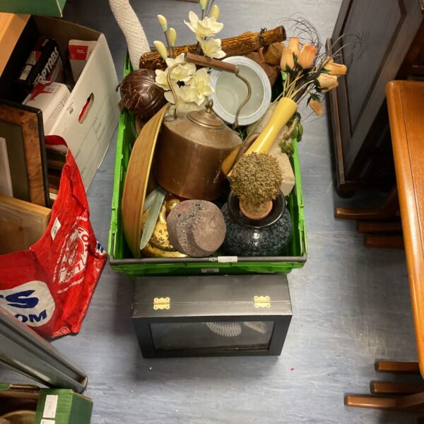 Mixed lot featuring a display case and faux plants for home decor.