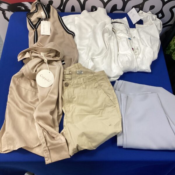 New ladies trousers in a fashion lot, neutral colour.