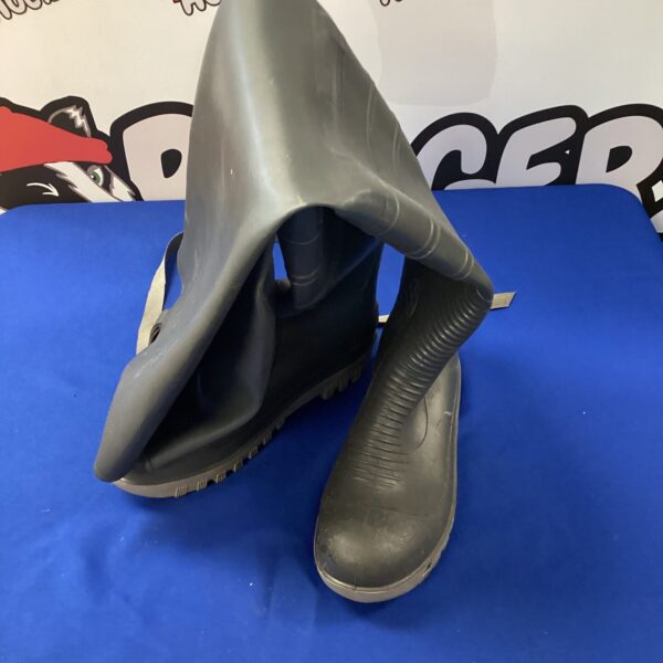 Grey size 11 waders for fishing and outdoor activities.