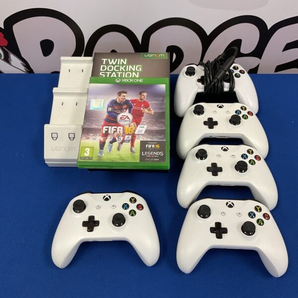 Xbox controller bundle with Fifa 16 game and twin docking station.