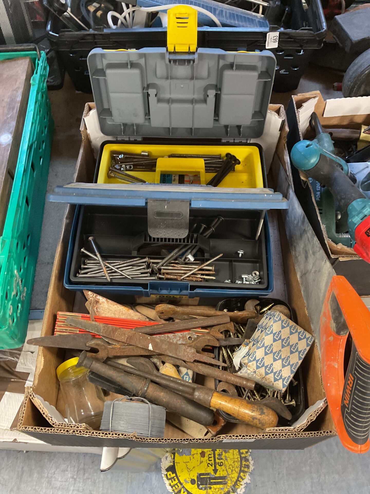 1065 Tray assorted btools and two small toolboxes full of screws