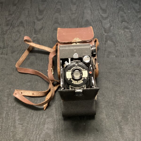Vintage Kershaweight-20 camera with leather case.