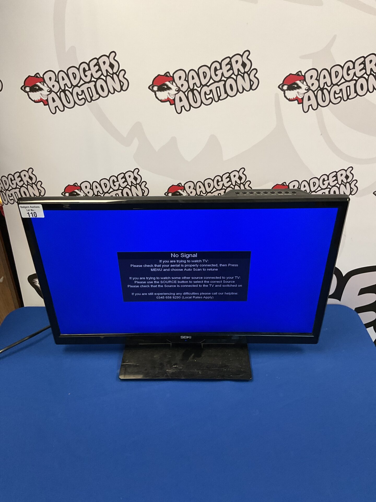 178 24” seiki flatscreen television/tv with inbuilt dvd player (tested working)