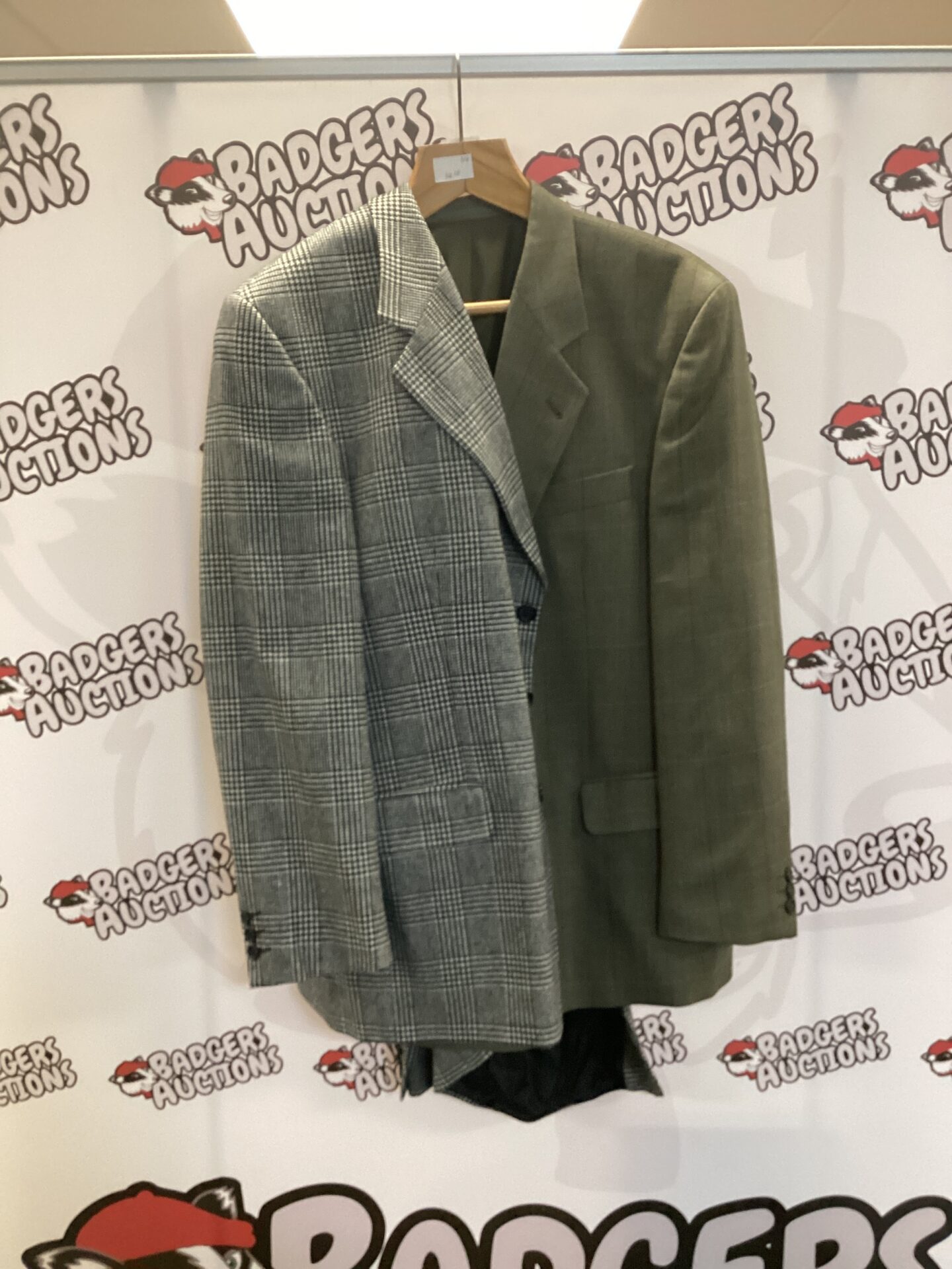 471 Two dinner jackets inc mr harry & essentials