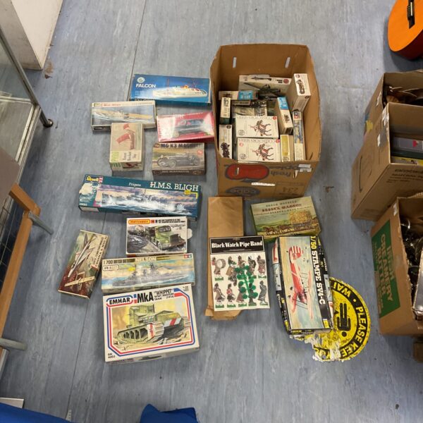 Large collection of vintage Airfix and Revell model kits in original boxes.