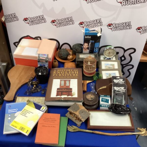 Mixed lot of vintage collectibles including a book and shaver.