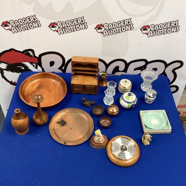 Vintage mixed lot of collectibles including a barometer.