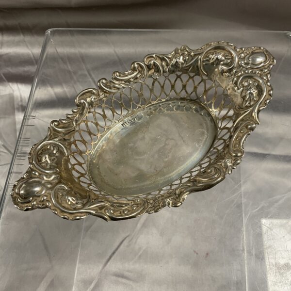 pierced Chester hallmarked silver 6” bonbon dish 37.67g