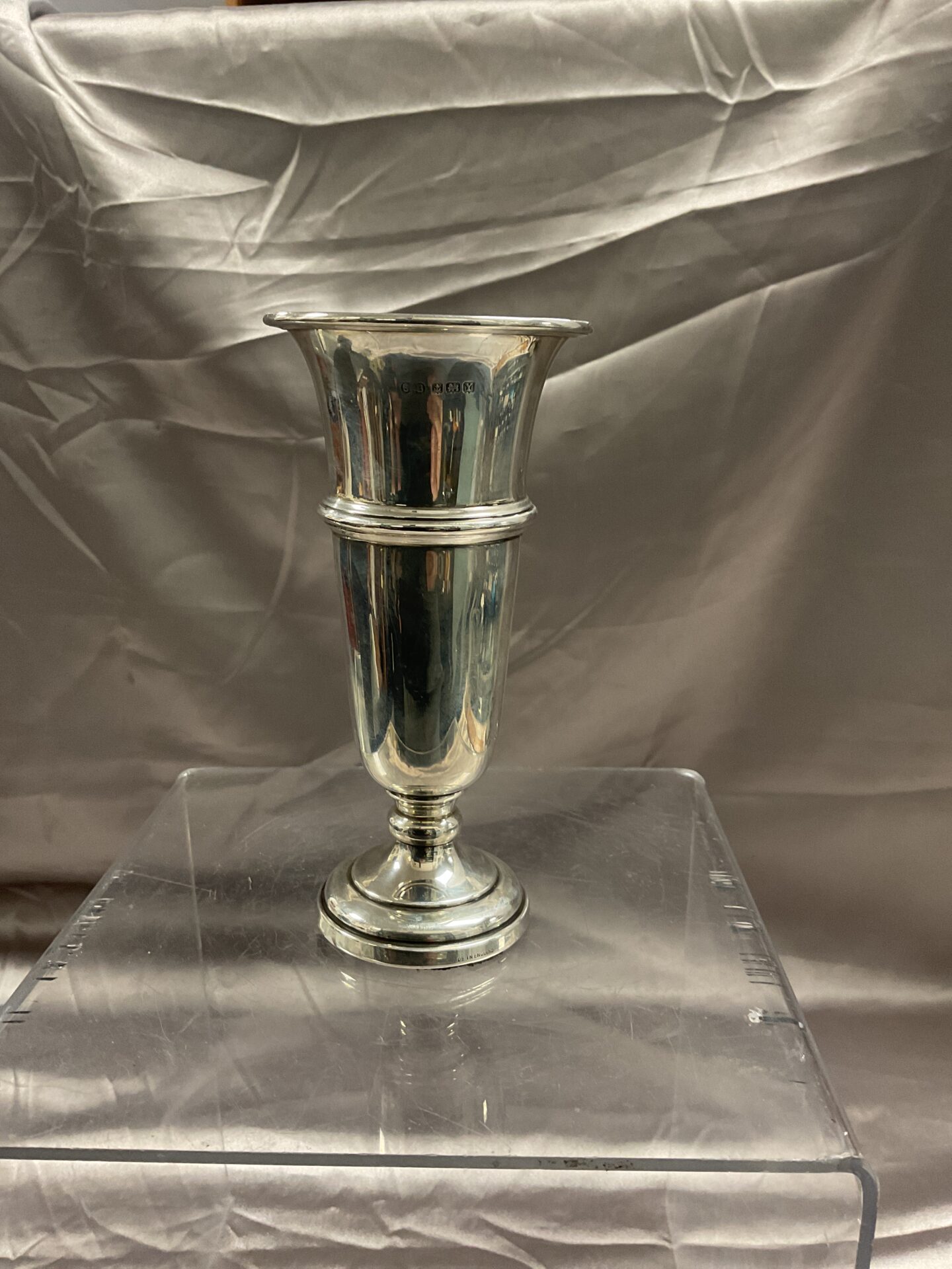 881 Hallmarked Sterling Silver 6” Trumpet vase 112.2g