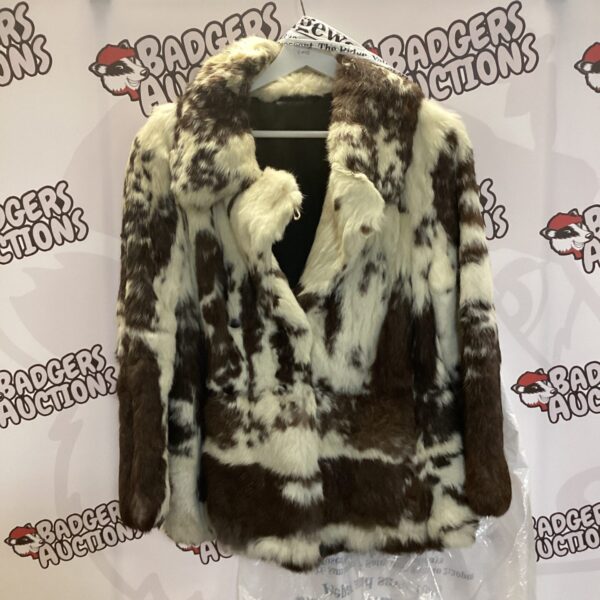 Ladies cream and brown faux fur jacket, vintage winter coat.