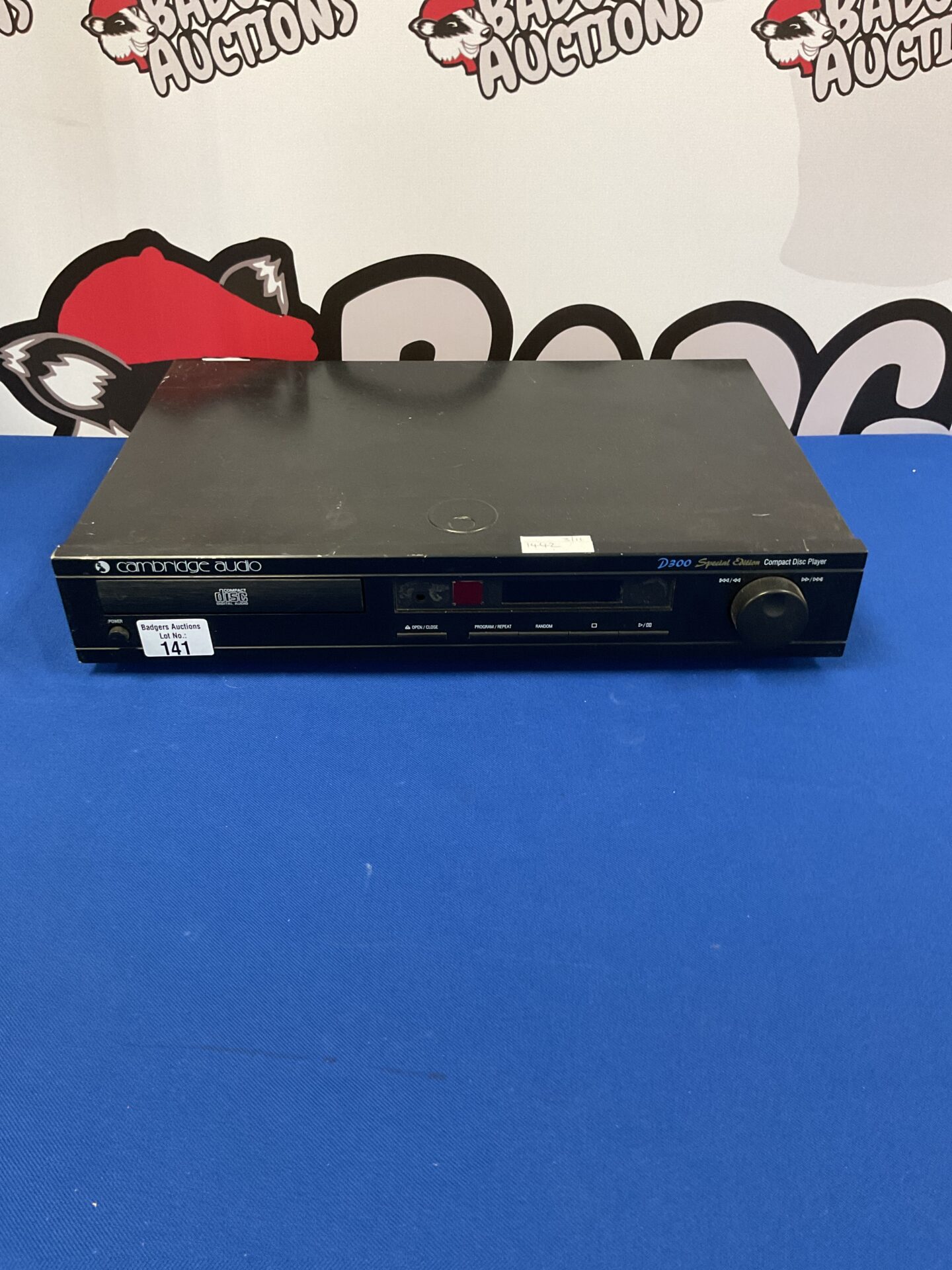 141 Cambridge Audio Compact Disc player D300 special edition