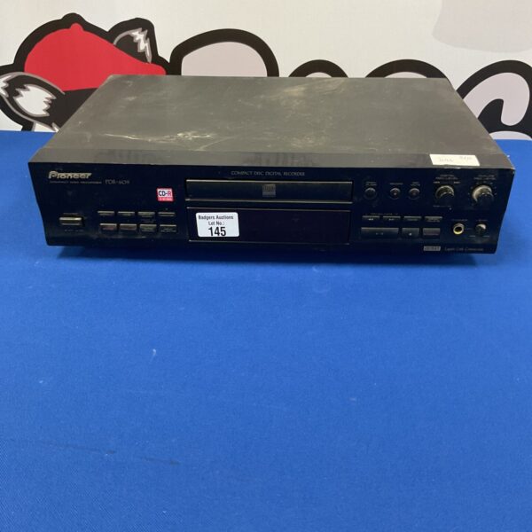 Black Pioneer PDR-609 compact disc recorder, vintage audio equipment.