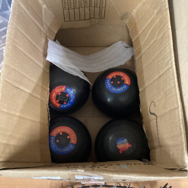 Vintage Fleming Park garden bowls set for lawn bowling.