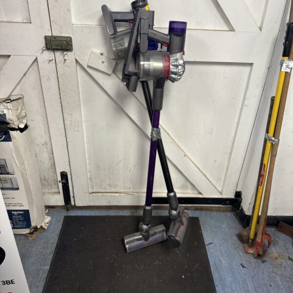 Two Dyson V8 Absolute cordless vacuums, untested, for spare parts.