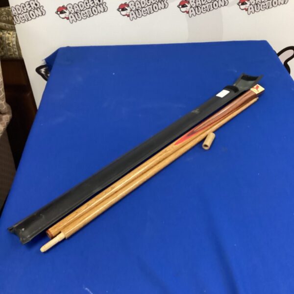 Vintage Embassy snooker cue in good condition.