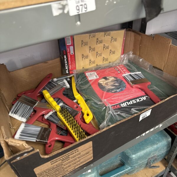Blackspur mixed lot with a 4ft x 6ft tarpaulin and assorted garden tools.