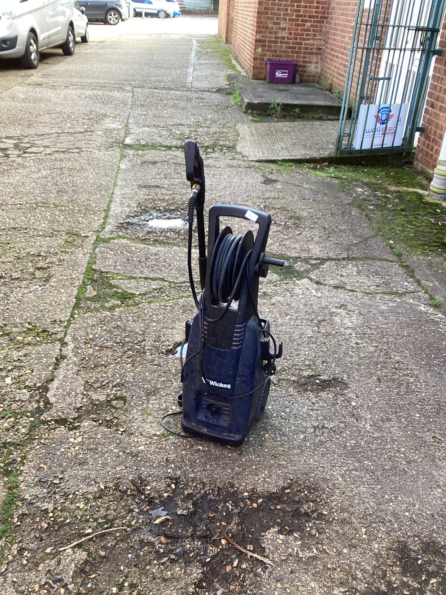 1037 Wickes Pressure washer sold as seen