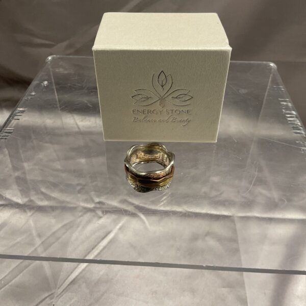 Sterling silver, brass and copper ring size S.