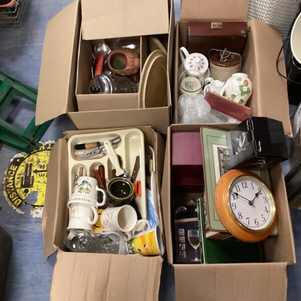 Mixed house clearance lot with kitchenware and a clock.