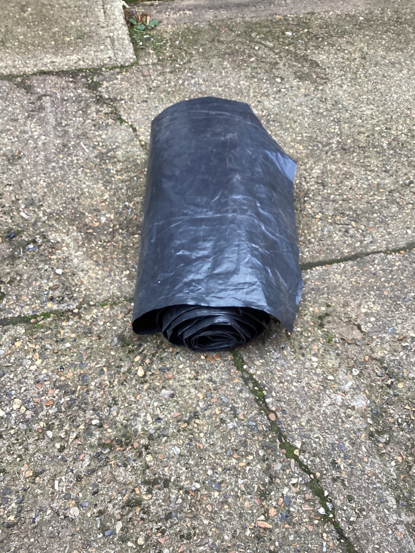 1121 Roll of heavy duty polythene sheeting