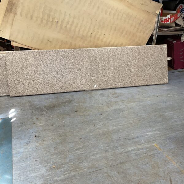 Marble effect worktop measuring 2600mm, ideal for kitchen surfaces.
