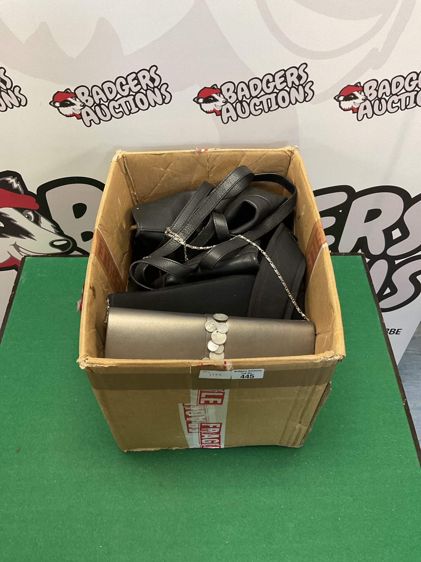 478 Box of handbags and purses