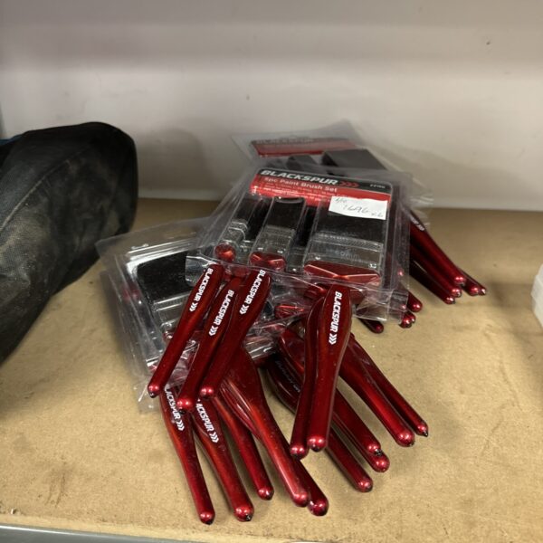 New lot of six unopened Blackspur paintbrush sets for artists.