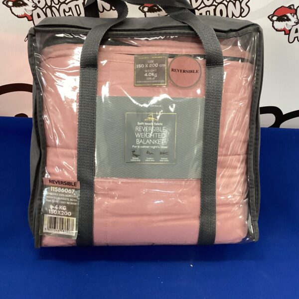 Pink Gaveno Cavailia 4kg weighted blanket, reversible and soft touch.