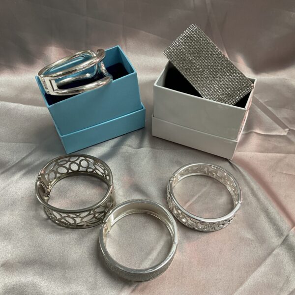Costume jewellery bracelets lot, fashion wristwear collection.