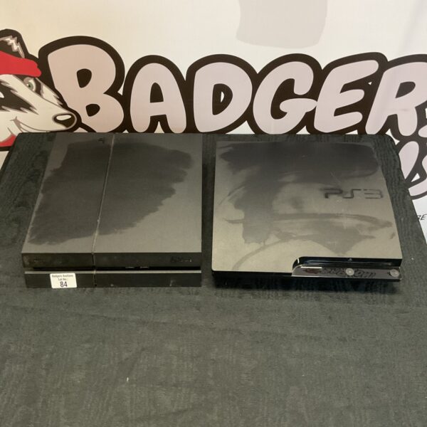 Black Sony PlayStation 3 gaming console, retro gaming system.