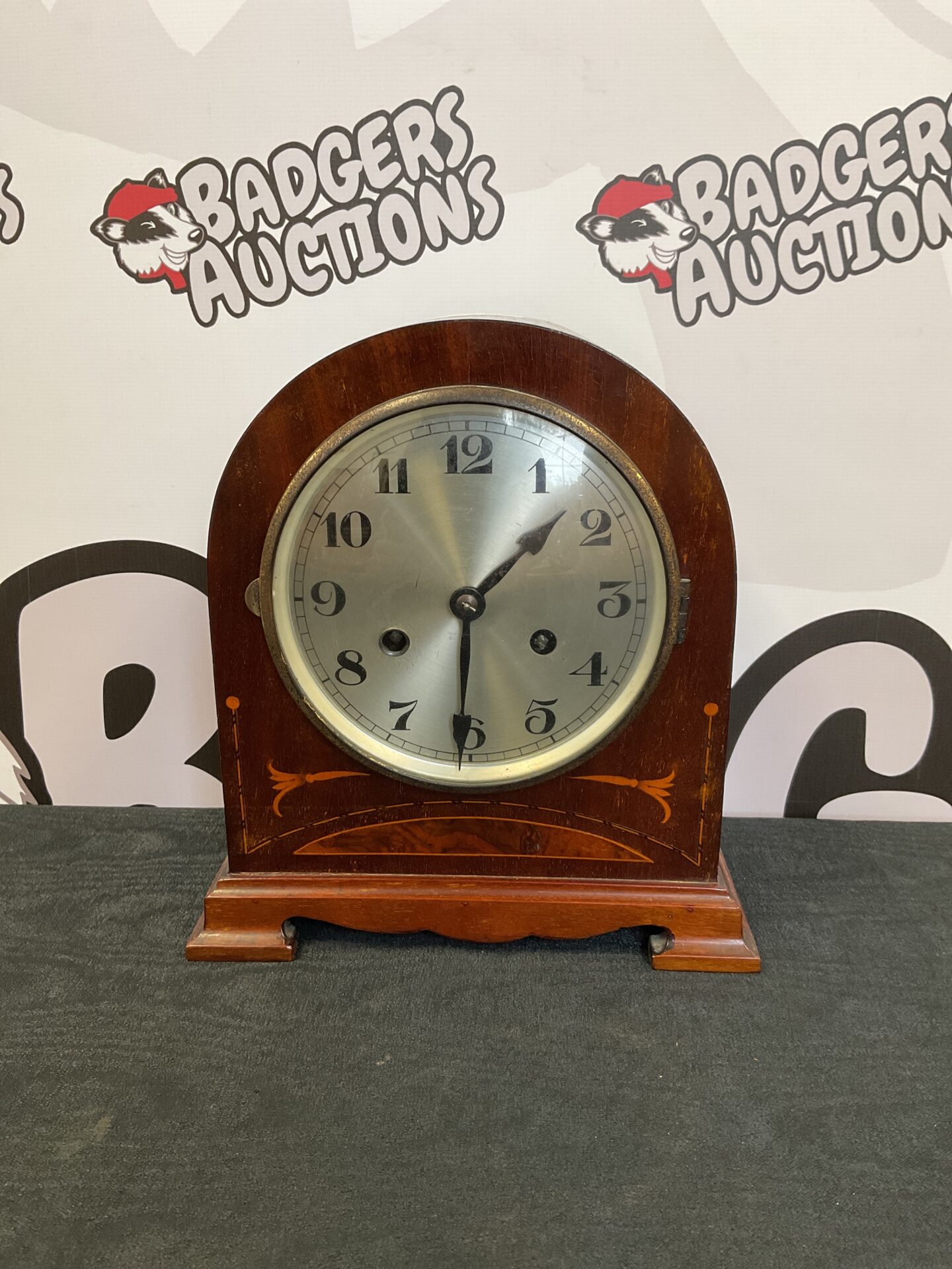 020 Vintage h&b d r g m chiming inlaid mantle clock with pendulum & key