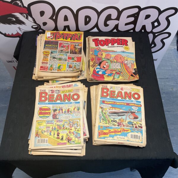 Vintage Beano comic collection, classic British children's comics.