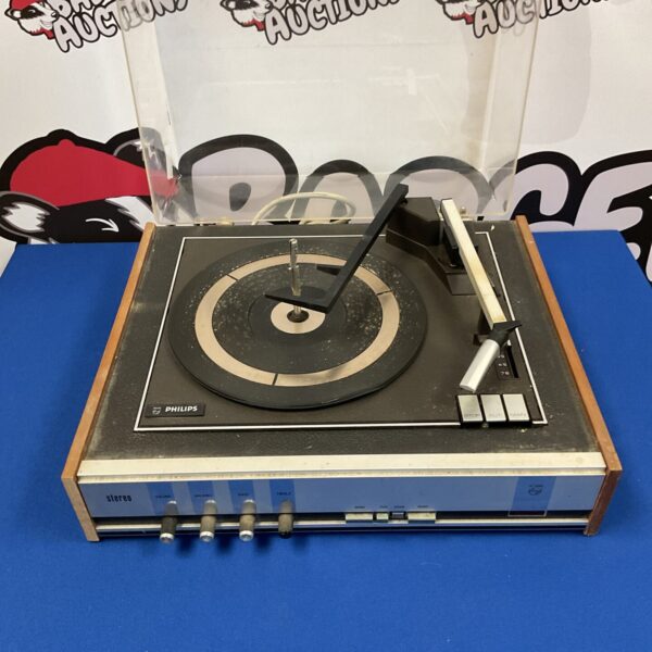 Vintage Philips record player with wooden plinth and amplifier.