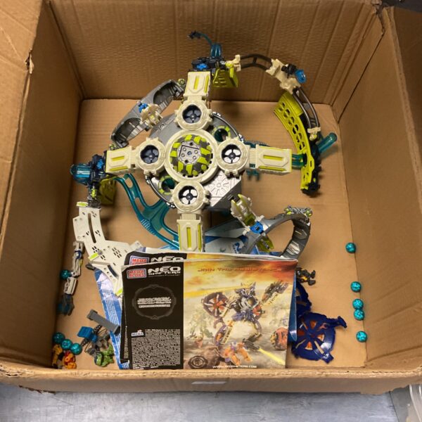 Mega Bloks Neo Shifters set 6311, a collectible building toy.