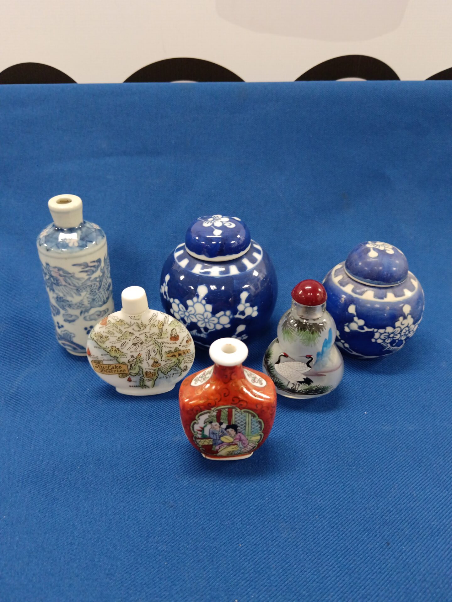 035 Miniature Chinese ginger jars & scent bottles