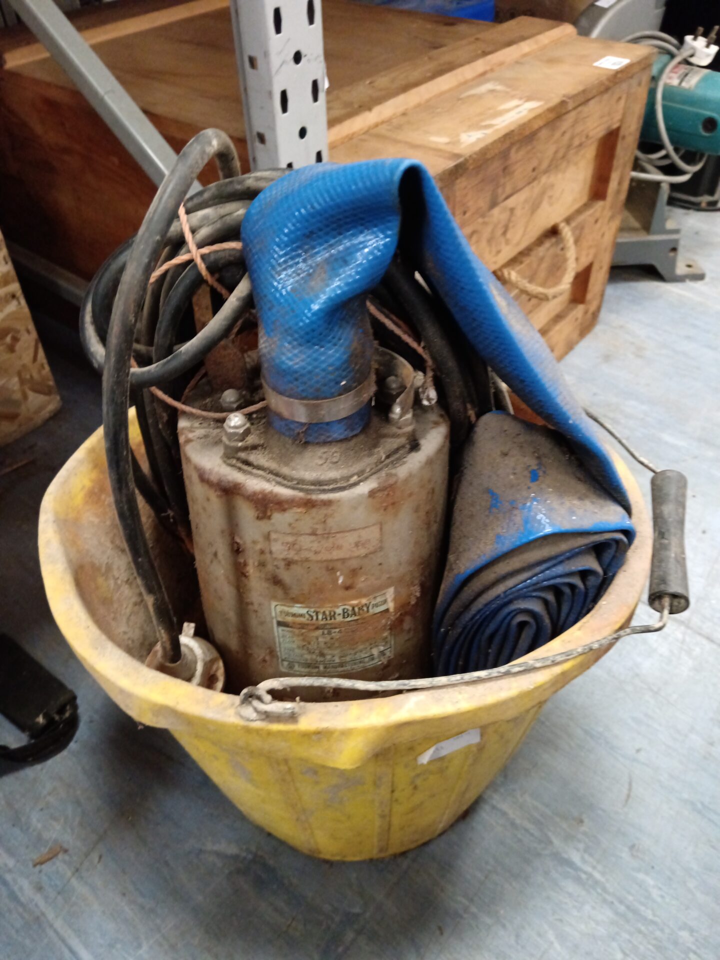 1102 Tsurumi star baby water pump