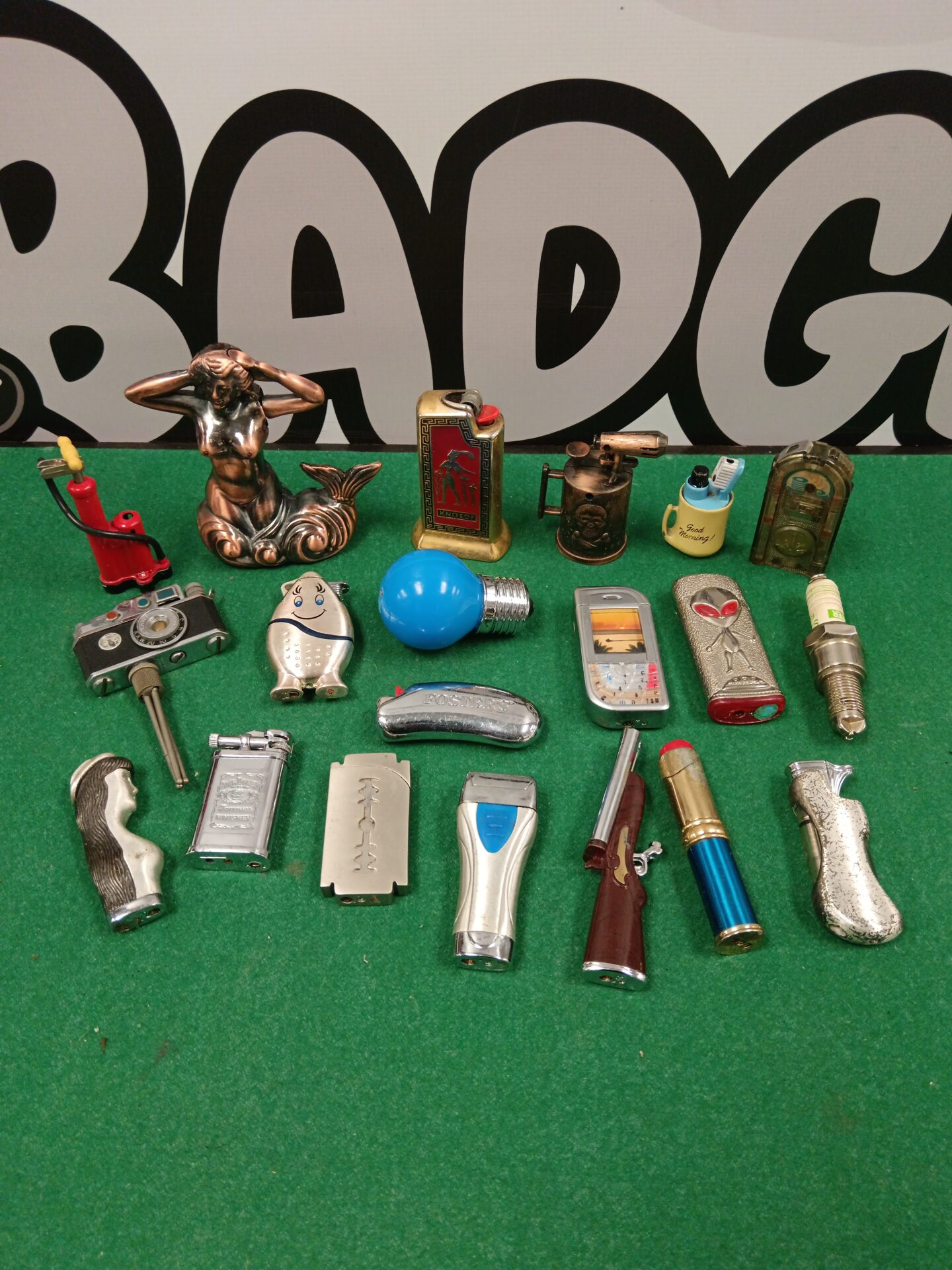 017 Collection of novelty lighters