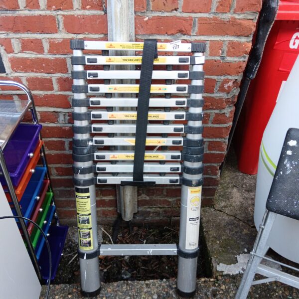 Silver aluminium extending ladder for DIY and home maintenance.