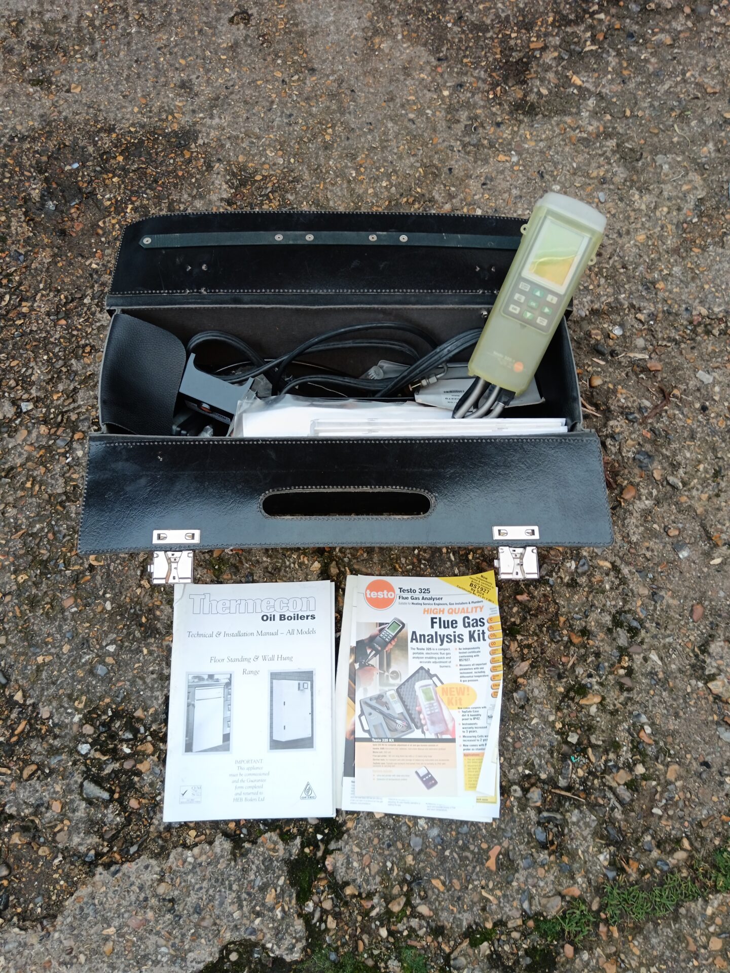 1164 Testo 325-1 gas test meter