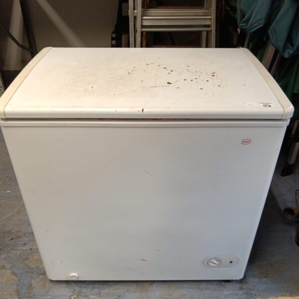 Front view of a vintage Swan chest freezer.
