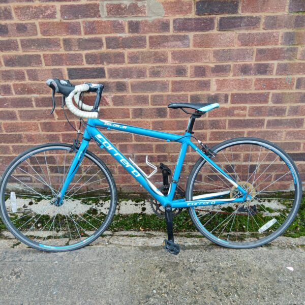 Blue Carrera Zelos JR racer bike for young cyclists.