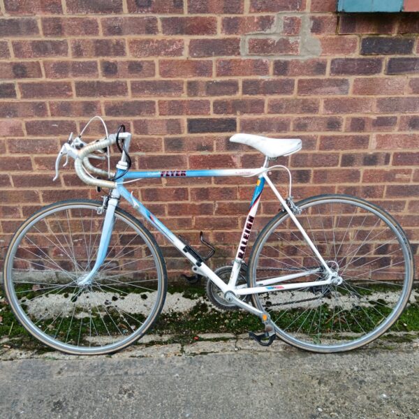 Vintage Raleigh Flyer racer bike in good condition.