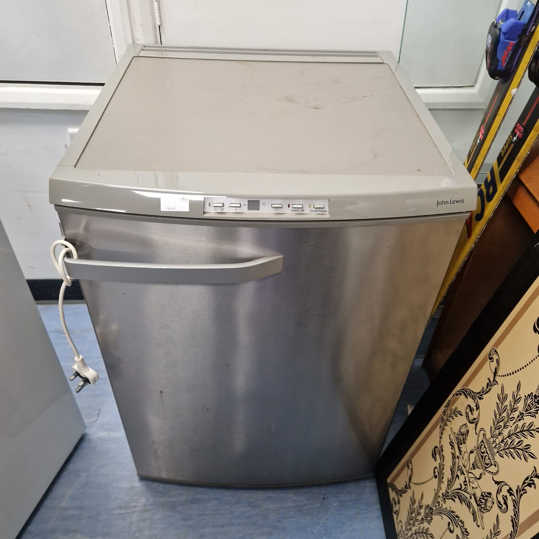 529 John lewis under counter freezer