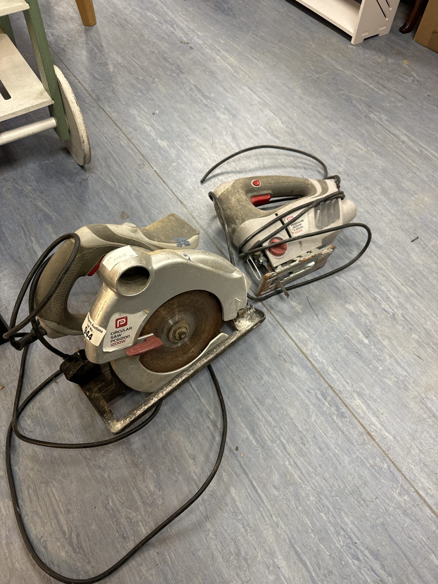 968 Pro performance circular saw (working) with jig saw (untested, no plug attached to cable)