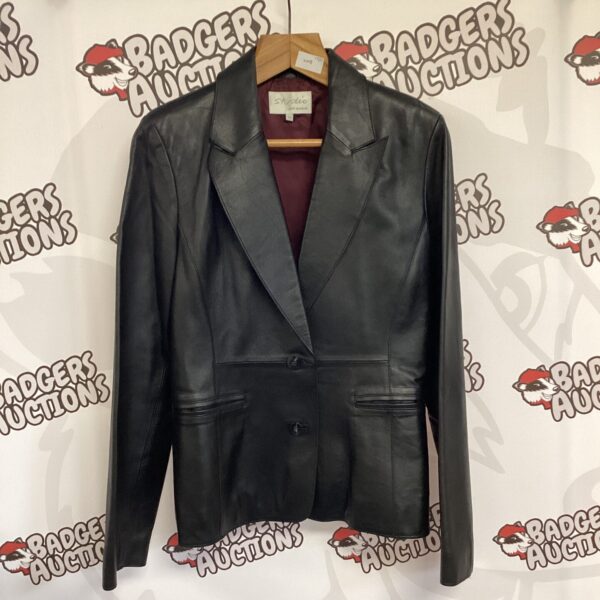 Jeff Banks Studio leather jacket size 12, classic vintage style.