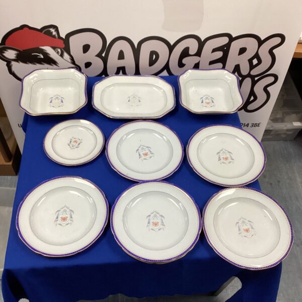 Vintage Spode Independence pattern plates and serving bowls on display.