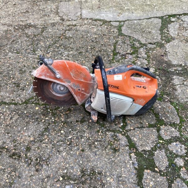 Stihl TS800 petrol grinder for concrete and asphalt cutting.