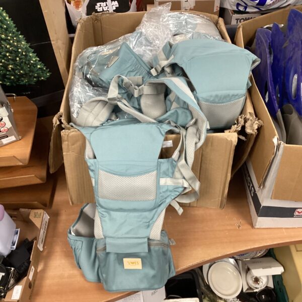 New Y love B London baby carrier in its original packaging.
