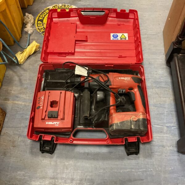 Hilti TE 2-A cordless drill in its original carrying case.
